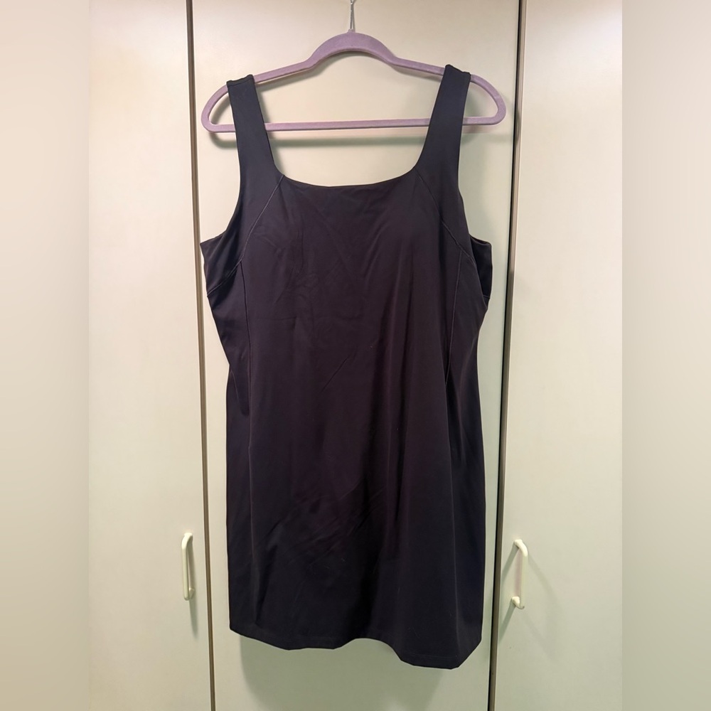Elegant Black Sleeveless Dress